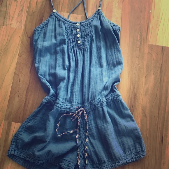 AEO Romper Sz SM - Picture 2 of 9